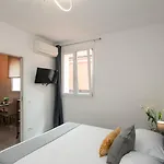 Attico Belvedere - Terrazza Con Barbecue E Jacuzzi Privata Lägenhet *