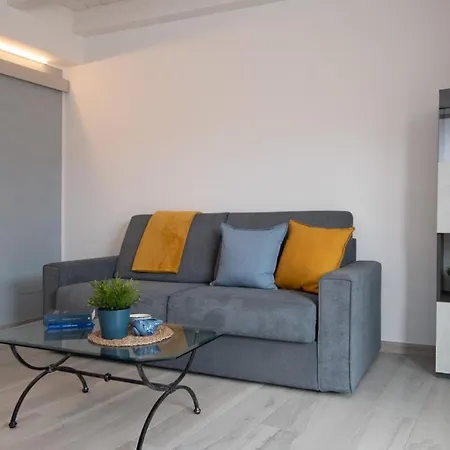 Апартаменты Attico Belvedere - Terrazza Con Barbecue E Jacuzzi Privata