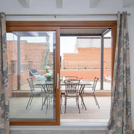 Апартаменты Attico Belvedere - Terrazza Con Barbecue E Jacuzzi Privata