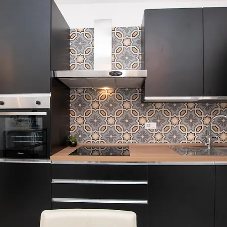 Attico Belvedere - Terrazza Con Barbecue E Jacuzzi Privata Апартаменты