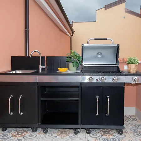 Attico Belvedere - Terrazza Con Barbecue E Jacuzzi Privata Чериале